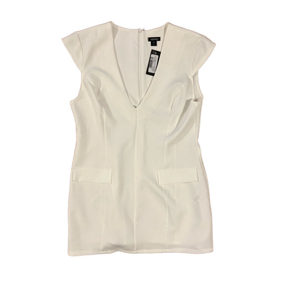 Boohoo Dresses & Skirts - BOOHOO dress NWT